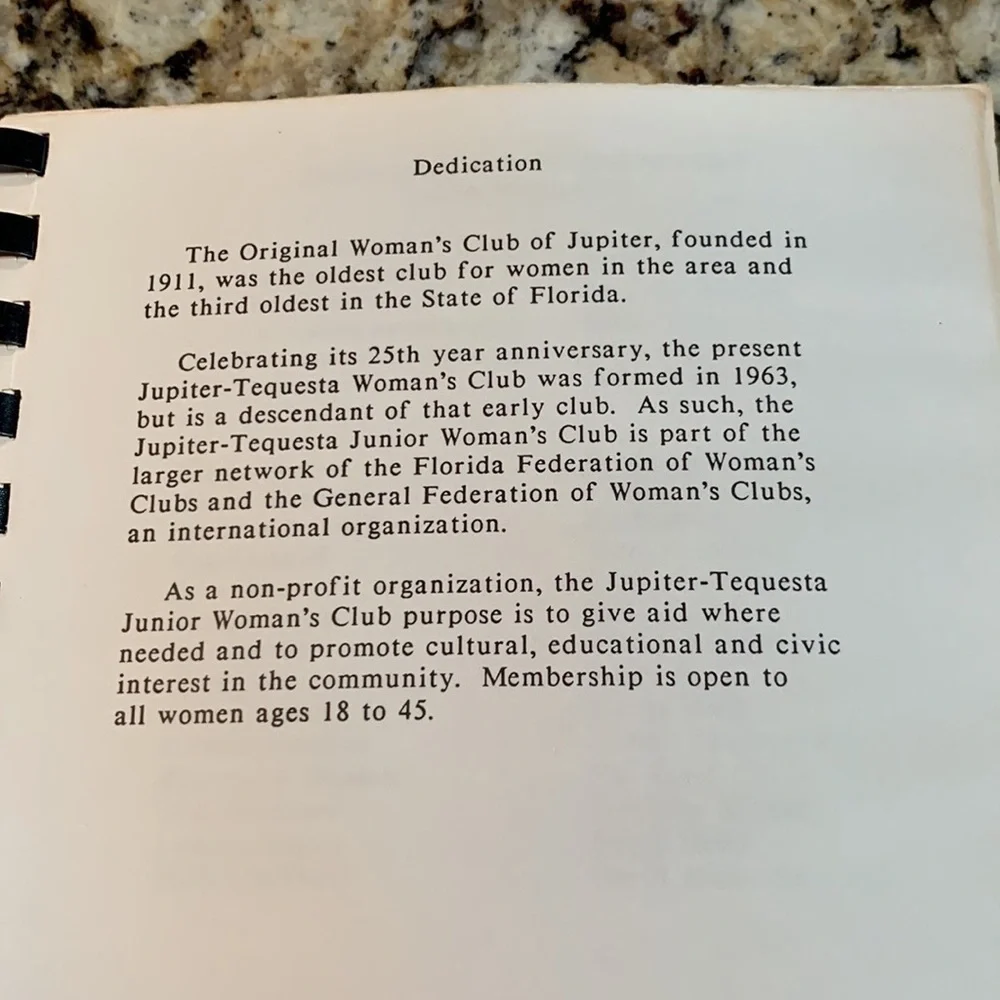 Let Us Entertain You / Recipes for Entertaining Jupiter Junior Woman’s Club